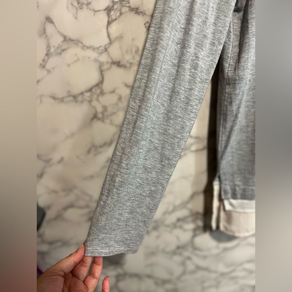 Withe House Black Market long sleeve top with Beaded neckline Size M Grey Pink - Picture 2 of 10